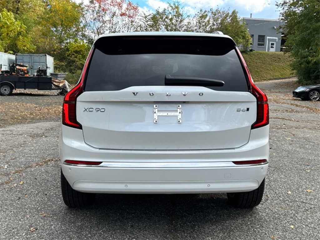 New 2026 Volvo XC90 B6 Plus 7-Seater SUV
