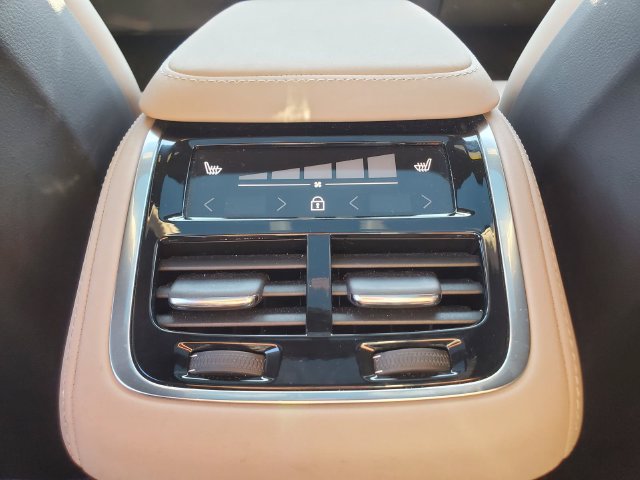 2026 Volvo XC90 Ultra - Photo 31