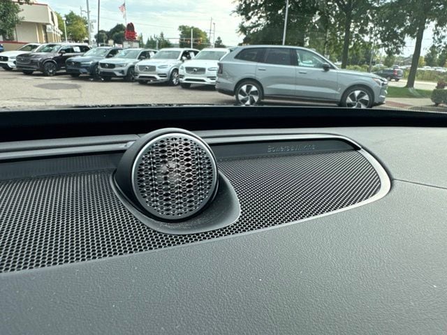 2026 Volvo XC90 Ultra - Photo 18