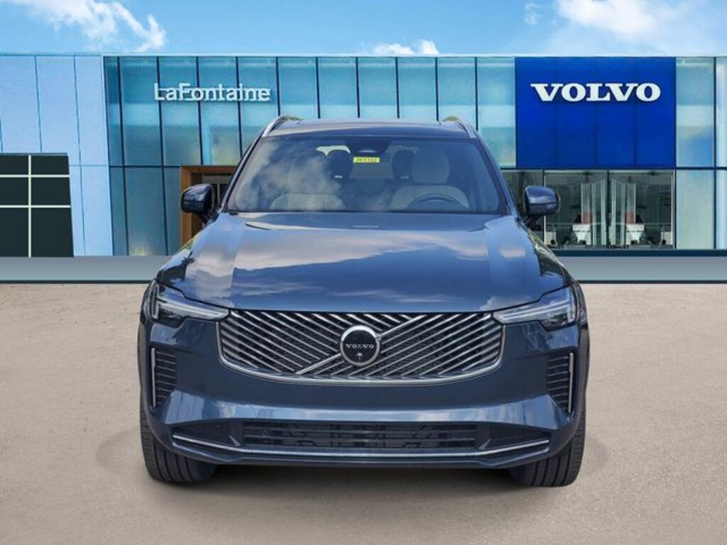 New 2026 Volvo XC90 B6 Plus 7-Seater SUV