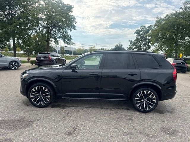 2026 Volvo XC90 Ultra - Photo 8