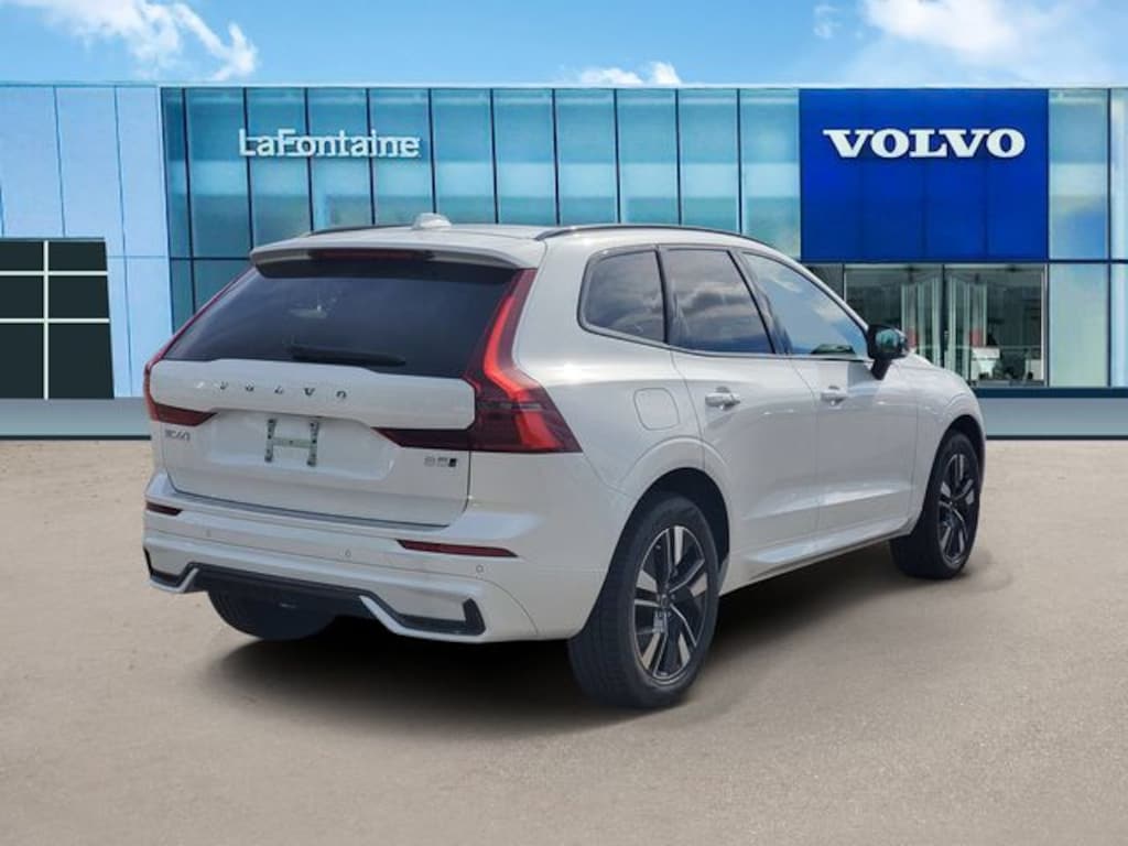 New 2027 Volvo XC60 B5 Core SUV
