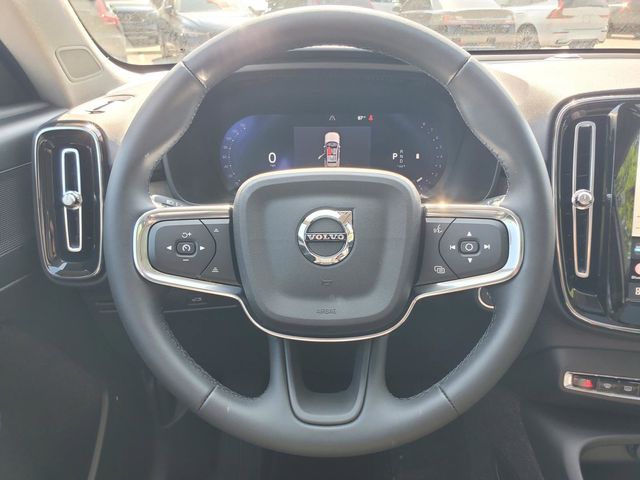 2026 Volvo XC40 Plus - Photo 30