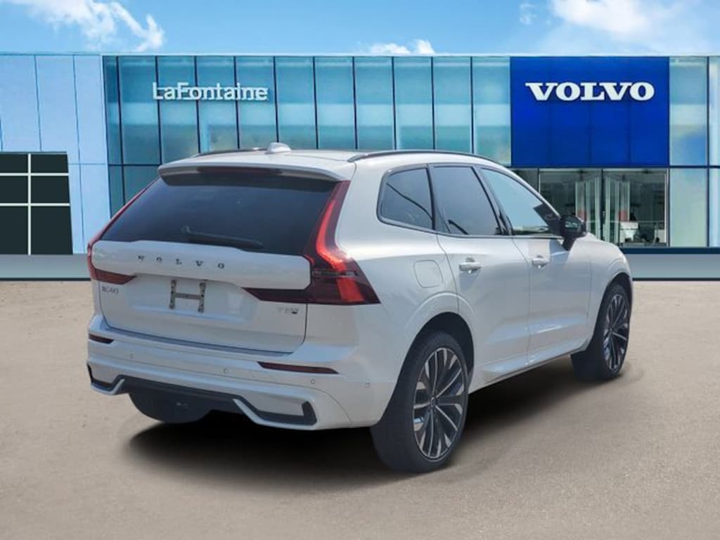 New 2026 Volvo XC60 plug-in hybrid T8 Ultra SUV