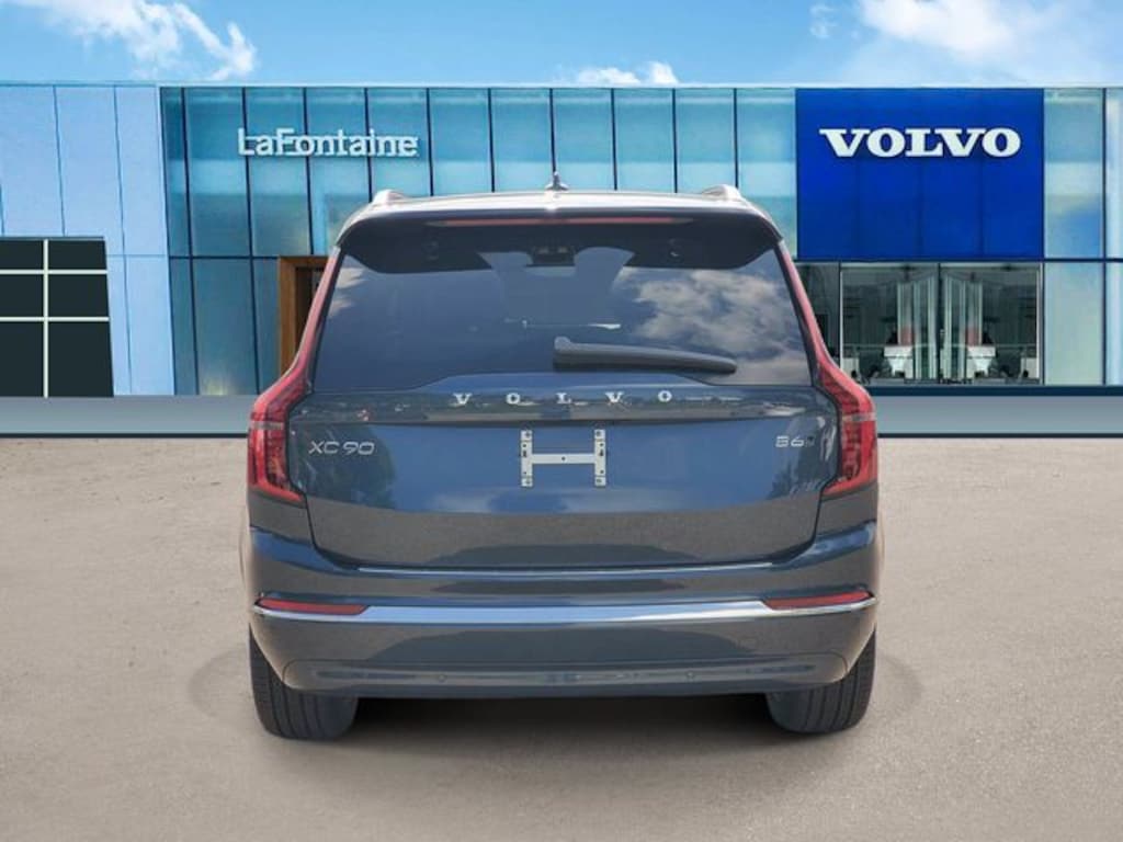 New 2026 Volvo XC90 B6 Plus 7-Seater SUV