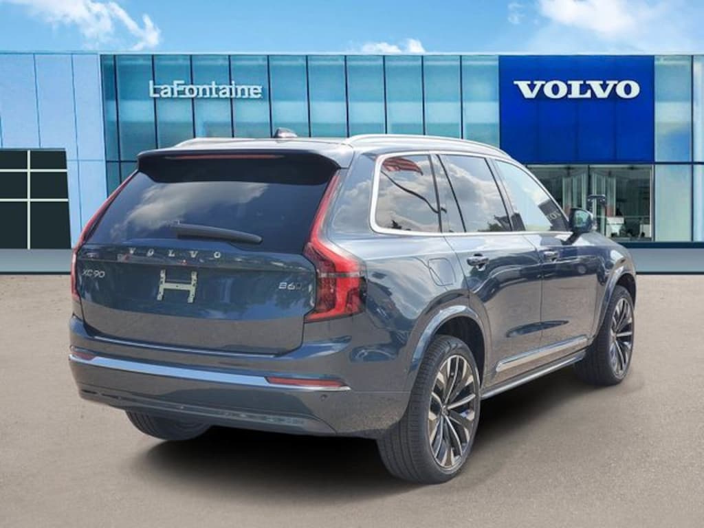 New 2026 Volvo XC90 B6 Plus 7-Seater SUV