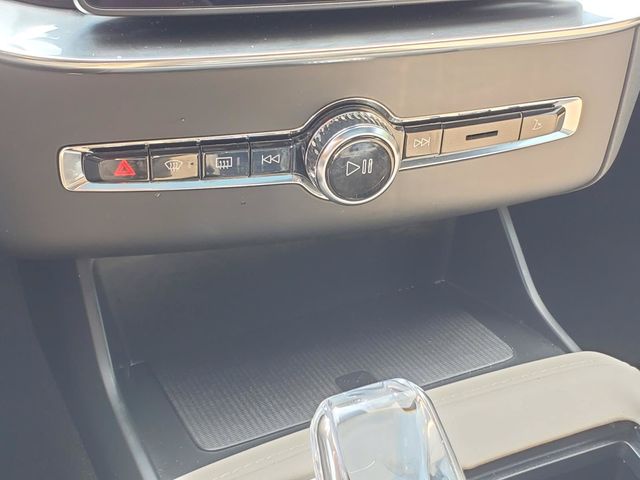 2026 Volvo XC90 Ultra - Photo 24