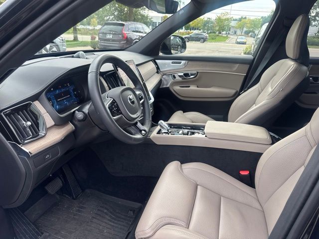 2026 Volvo XC90 Ultra - Photo 11