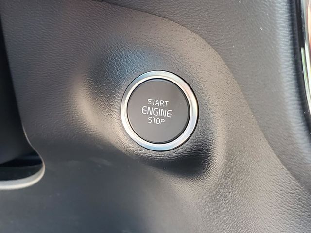 2026 Volvo XC40 Plus - Photo 21