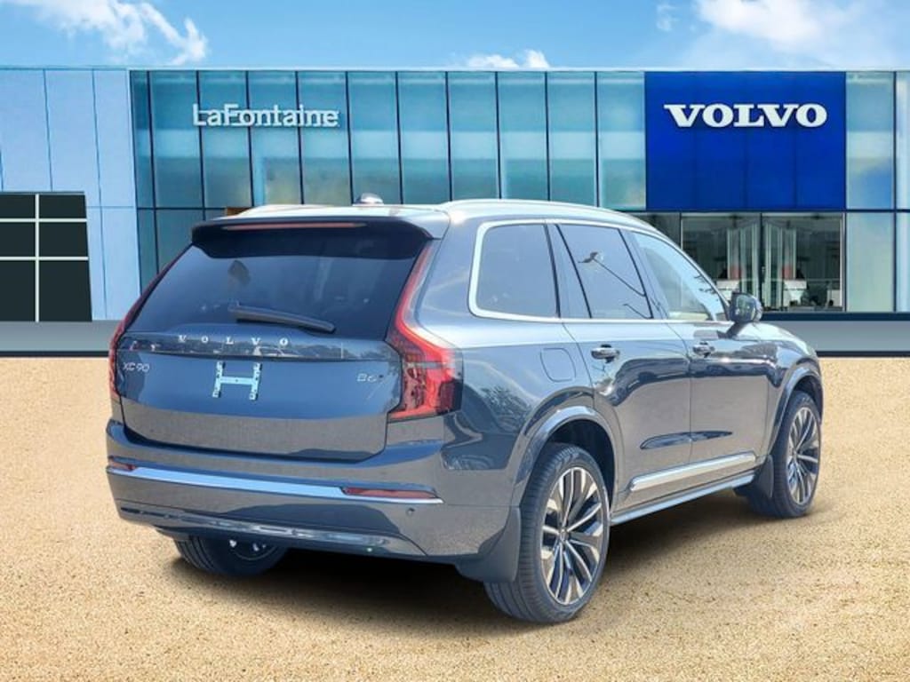 New 2026 Volvo XC90 B6 Ultra 7-Seater SUV