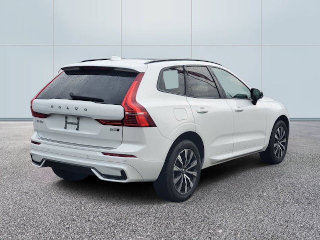 Certified 2024 Volvo XC60 B5 Core SUV