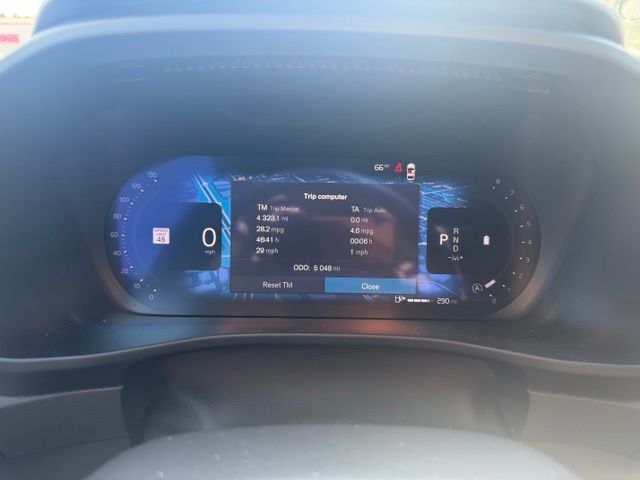 2026 Volvo XC40 Plus - Photo 17