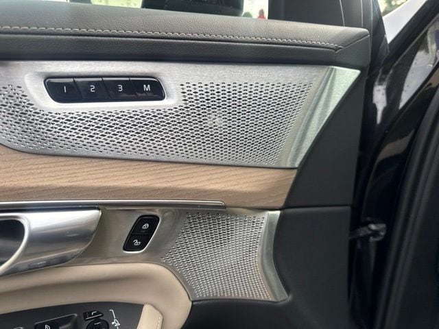 2026 Volvo XC90 Ultra - Photo 17