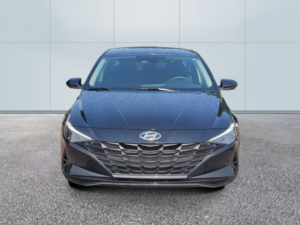 Used 2023 Hyundai Elantra SEL Sedan