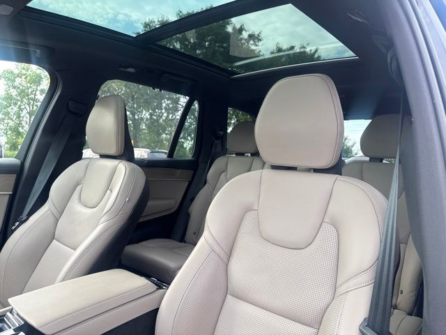 2026 Volvo XC90 Ultra - Photo 19