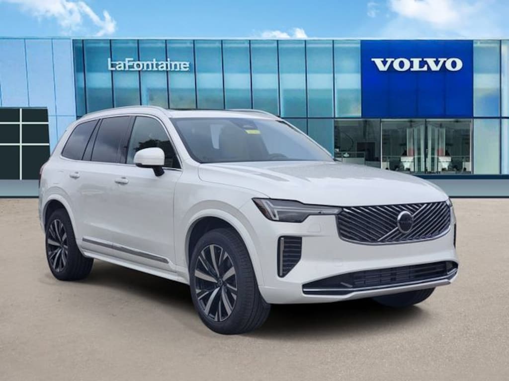 New 2026 Volvo XC90 plug-in hybrid T8 Core SUV