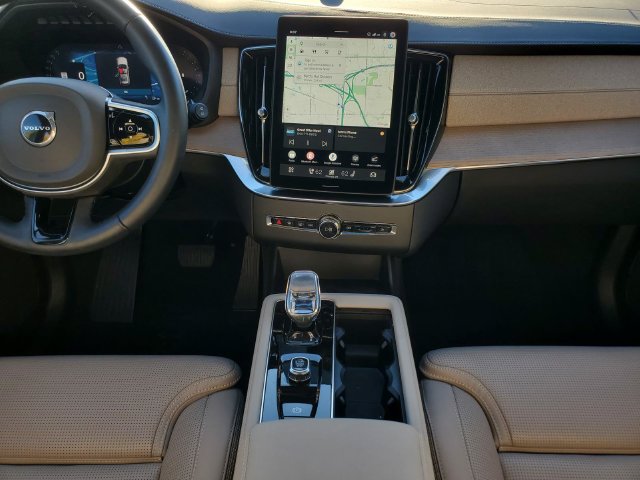 2026 Volvo XC90 Ultra - Photo 30