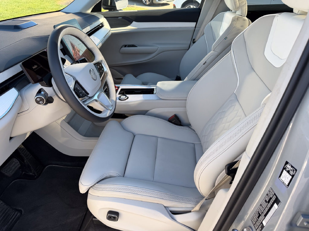Certified 2025 Volvo EX90 Twin Motor Ultra SUV