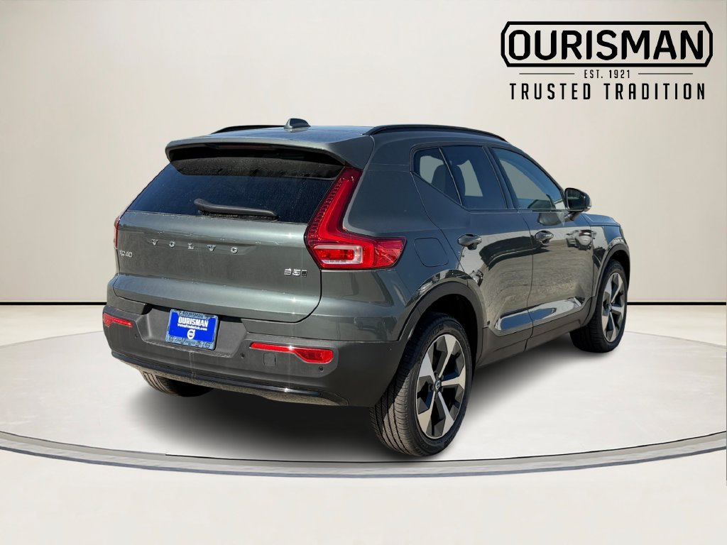 New 2026 Volvo XC40 B5 Plus SUV