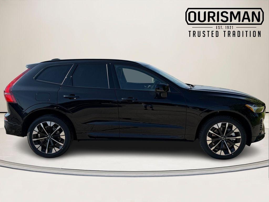 New 2026 Volvo XC60 plug-in hybrid T8 Plus SUV