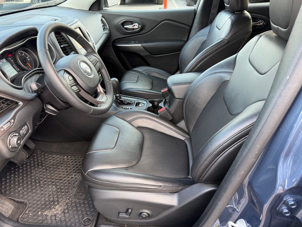 Used 2020 Jeep Cherokee Latitude Plus SUV