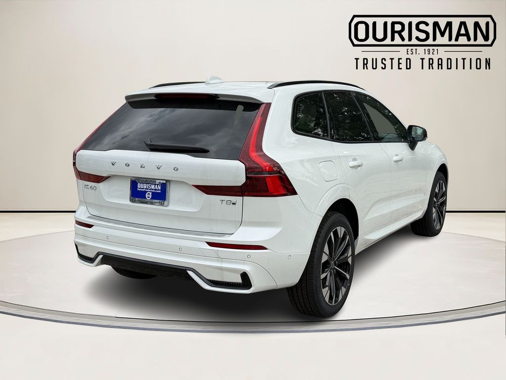 New 2026 Volvo XC60 plug-in hybrid T8 Plus SUV