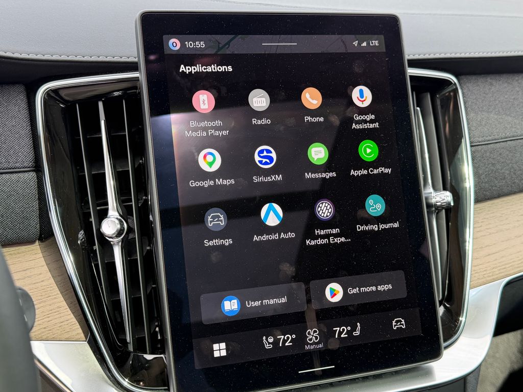 2026 Volvo XC90 Plus - Photo 24