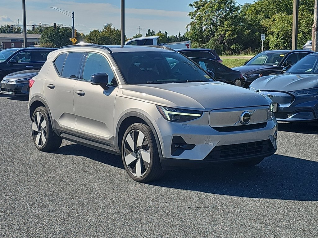2023 Volvo XC40 Ultimate