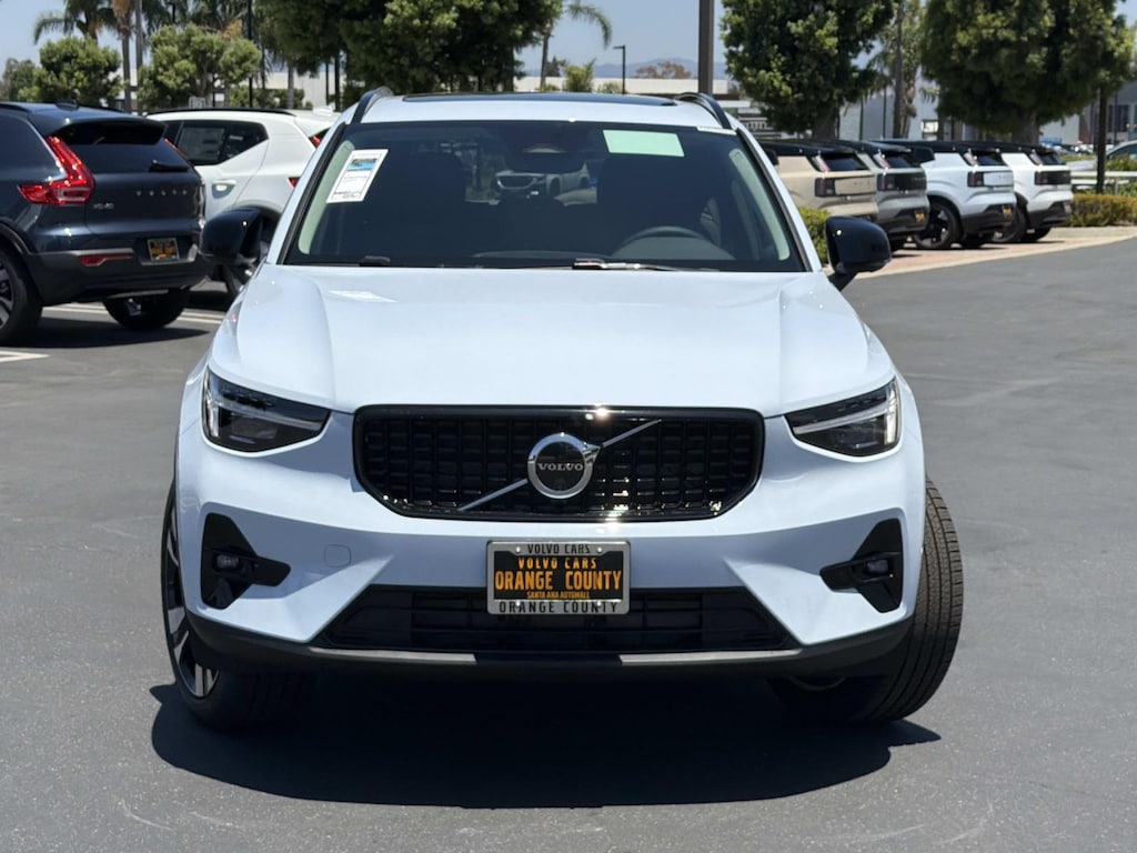 New 2026 Volvo XC40 B5 Plus SUV