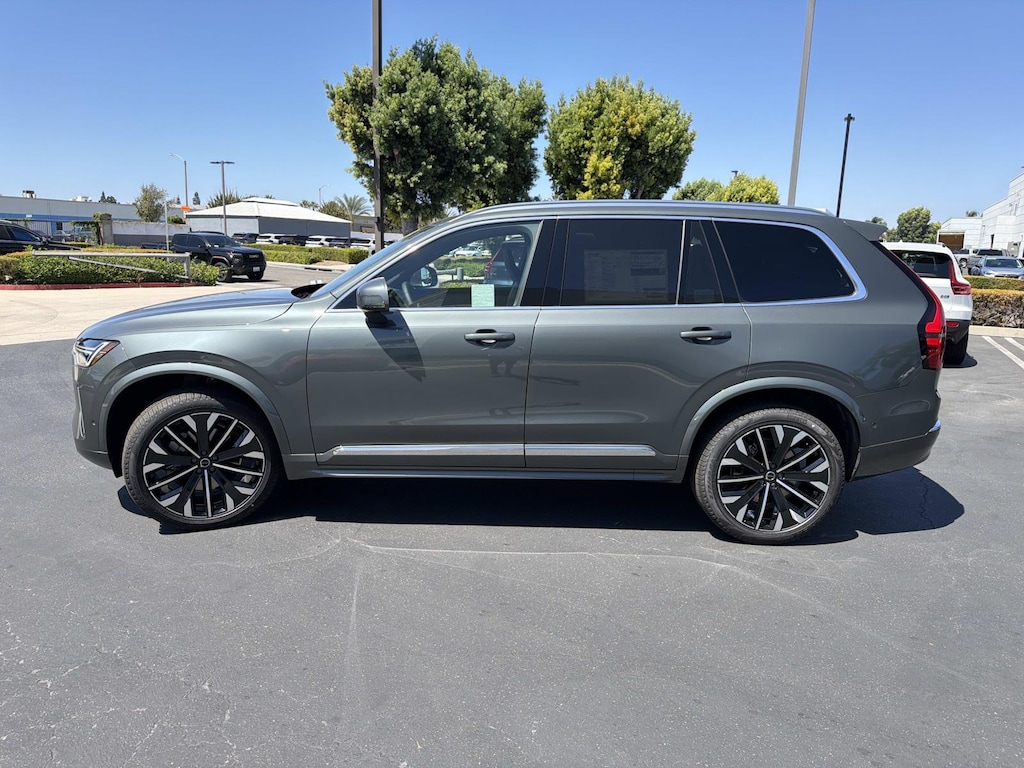 New 2027 Volvo XC90 B5 Plus SUV