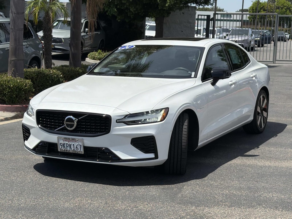 Certified 2024 Volvo S60 Recharge Plug-In Hybrid T8 eAWD PHEV Plus Dark Theme Car