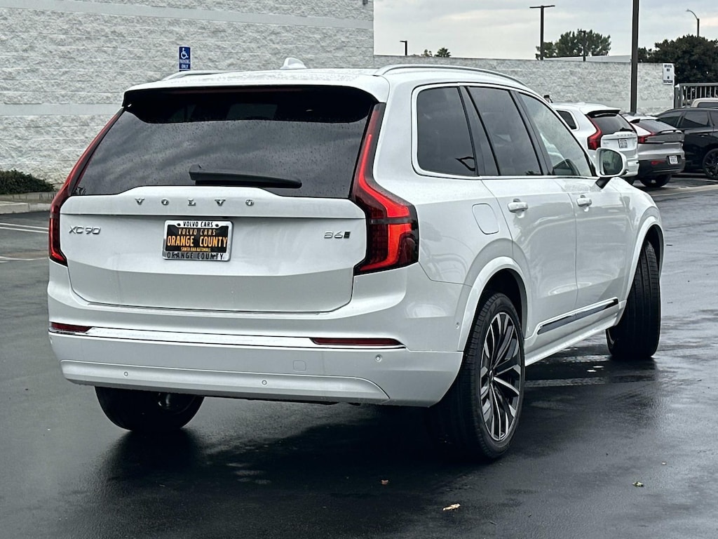 New 2026 Volvo XC90 B6 Plus 7-Seater SUV