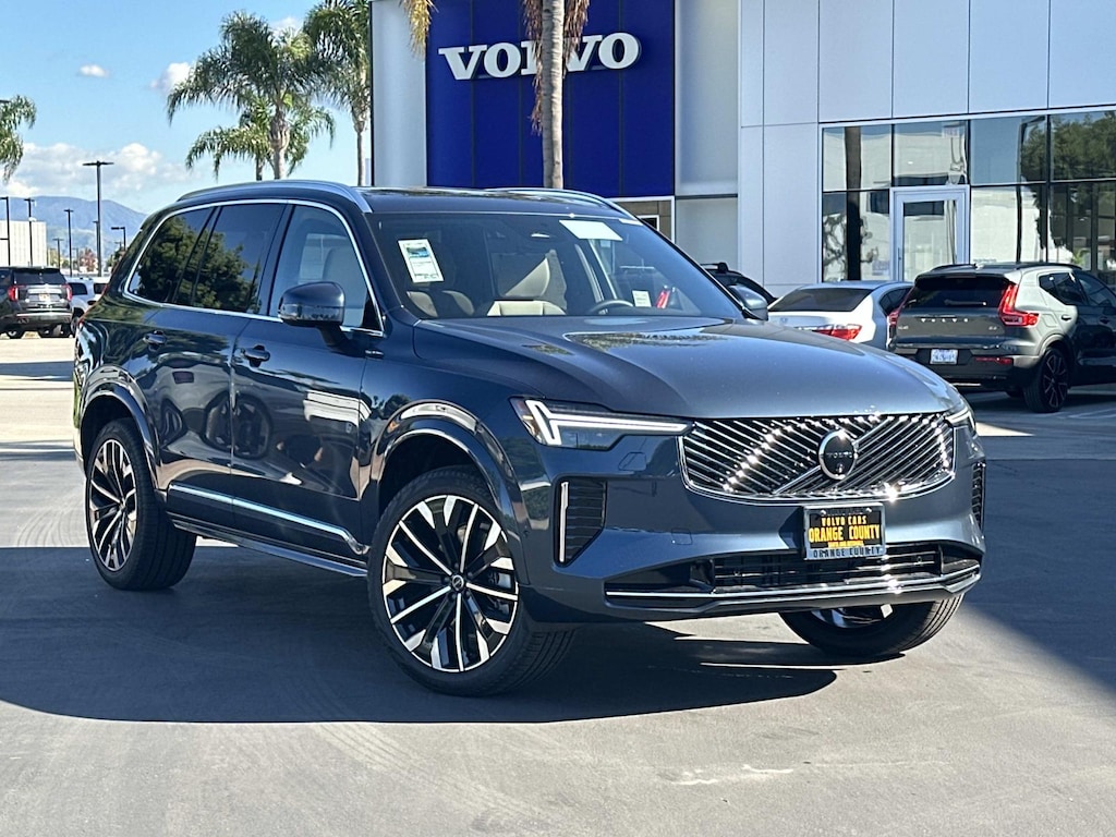 New 2026 Volvo XC90 B6 Plus 7-Seater SUV