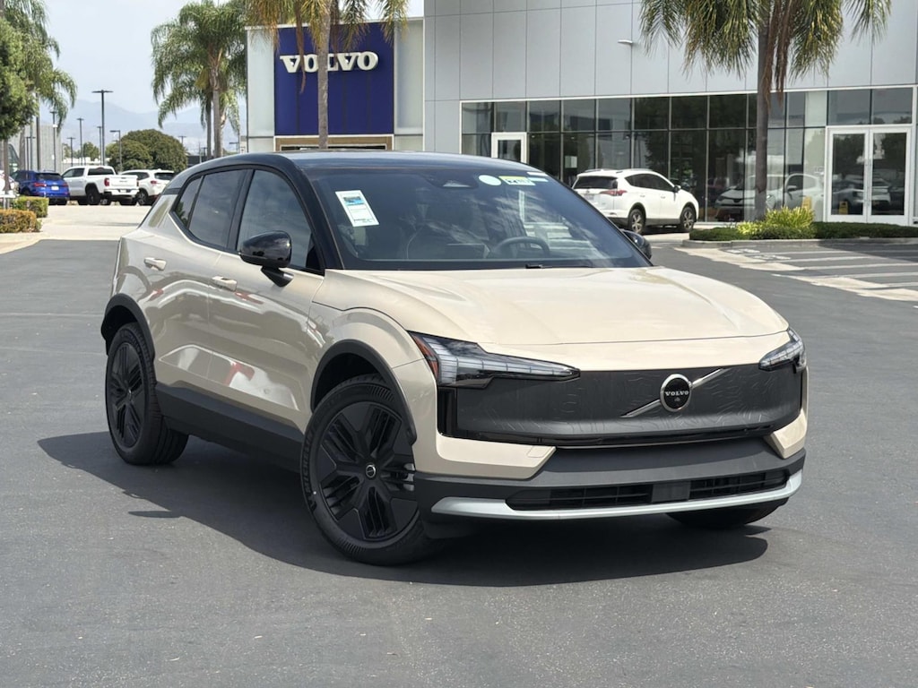 New 2026 Volvo EX30 Cross Country Ultra SUV