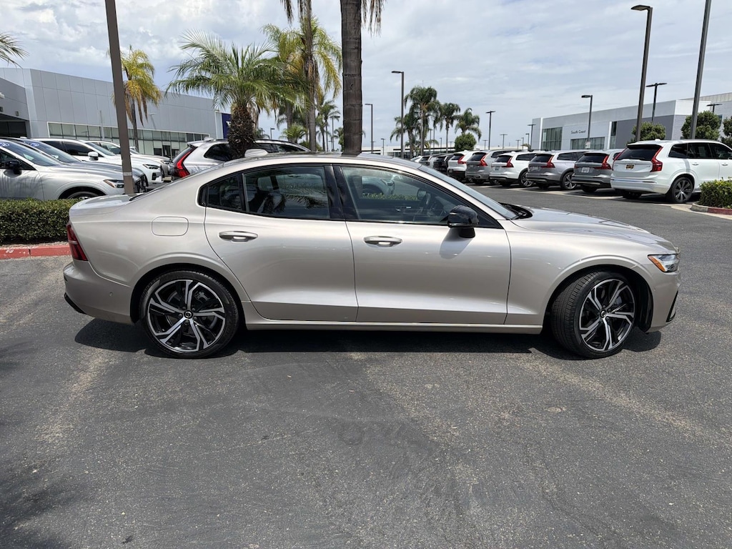Certified 2023 Volvo S60 Recharge Plug-In Hybrid T8 eAWD PHEV Plus Dark Theme Car