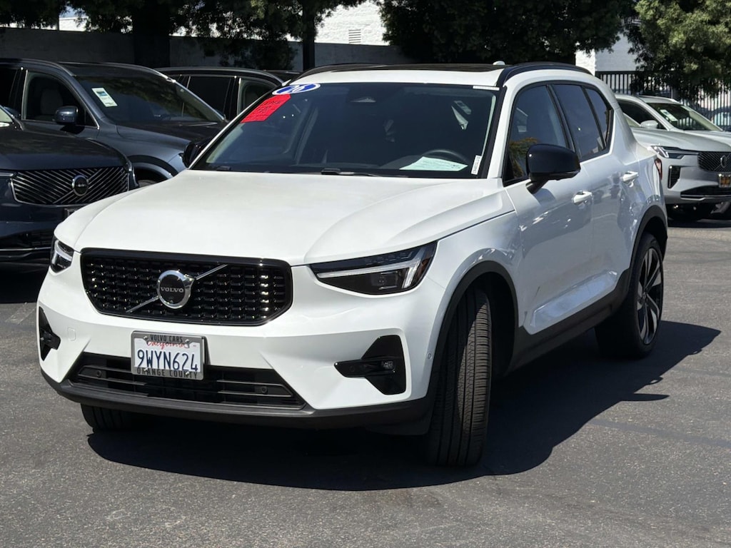 Used 2026 Volvo XC40 B5 Ultra SUV