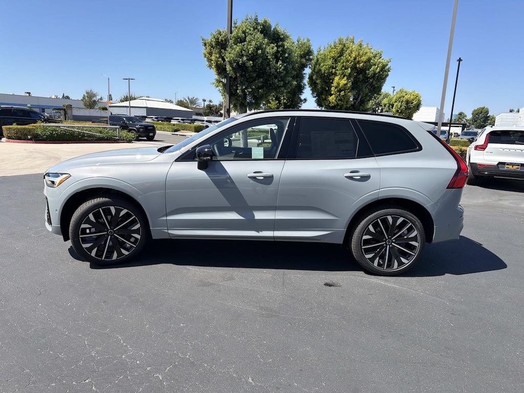 New 2027 Volvo XC60 B5 Ultra SUV