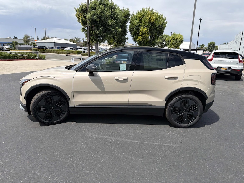 New 2026 Volvo EX30 Cross Country Ultra SUV