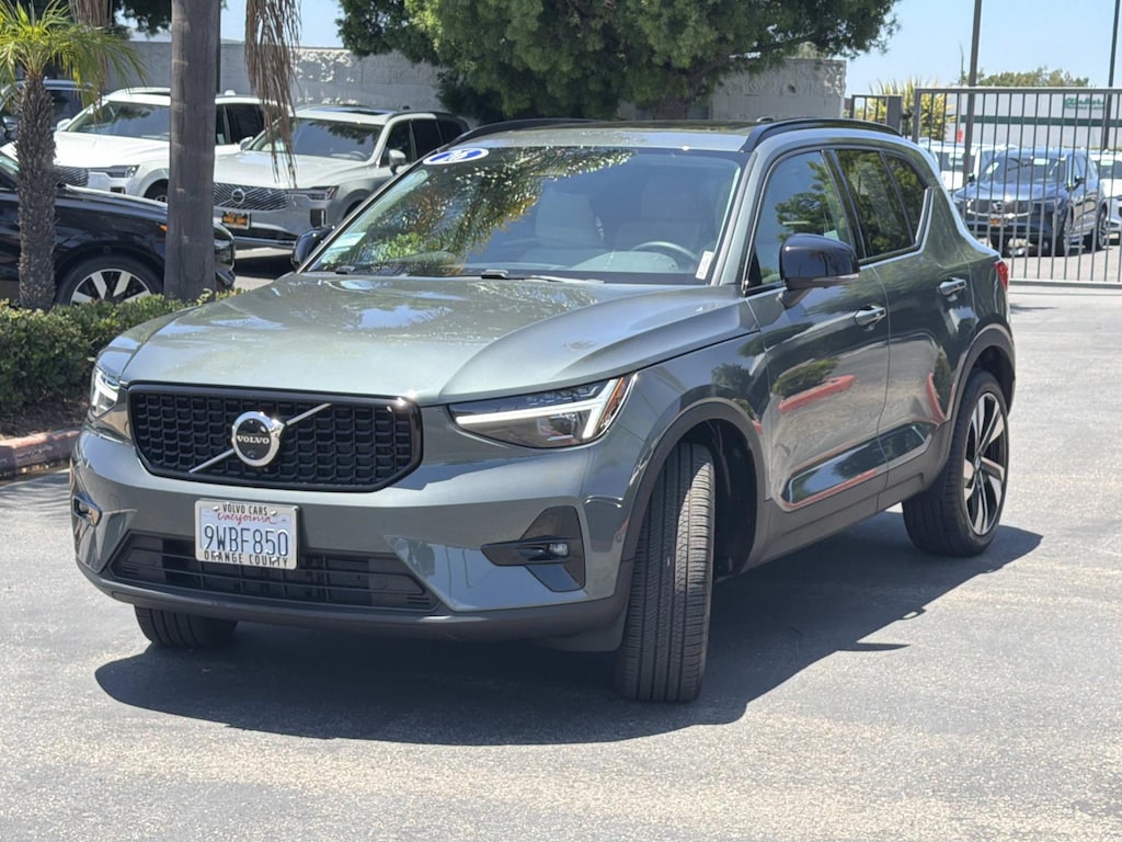 Used 2026 Volvo XC40 B5 AWD Ultra Sport Utility