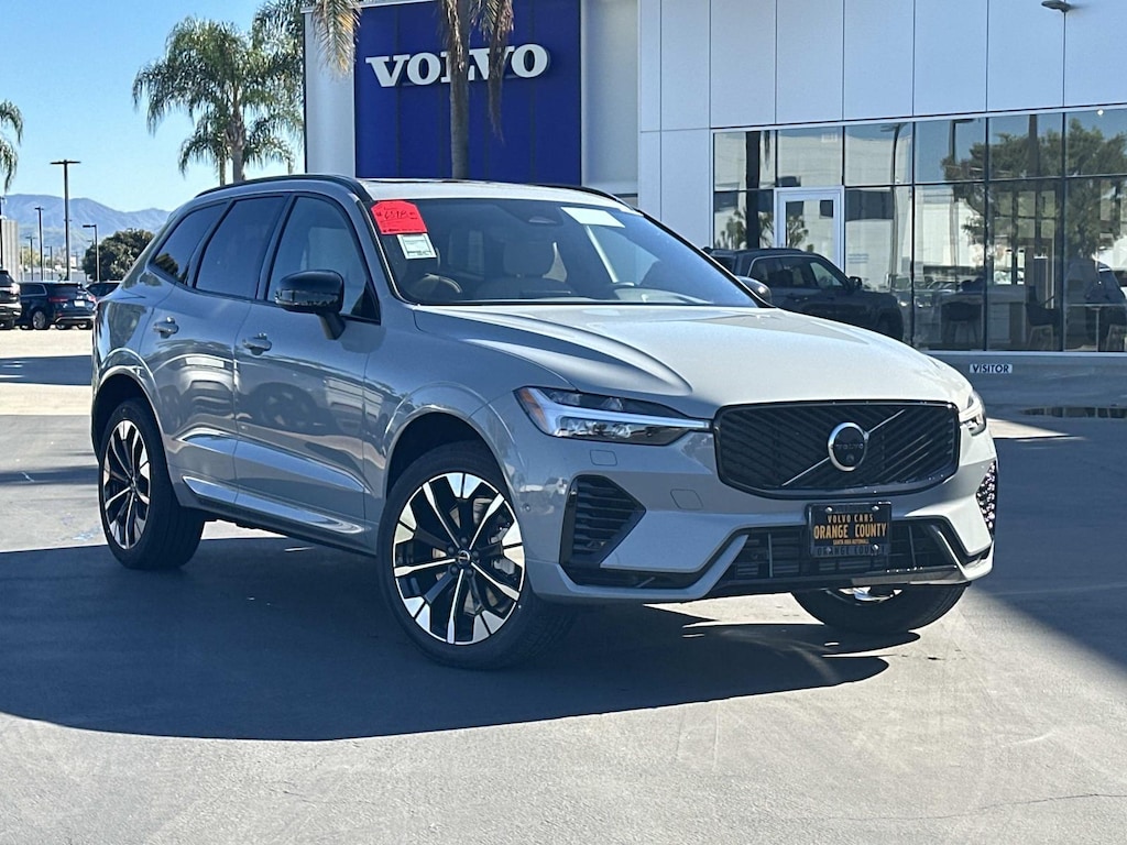 New 2026 Volvo XC60 plug-in hybrid T8 Plus SUV
