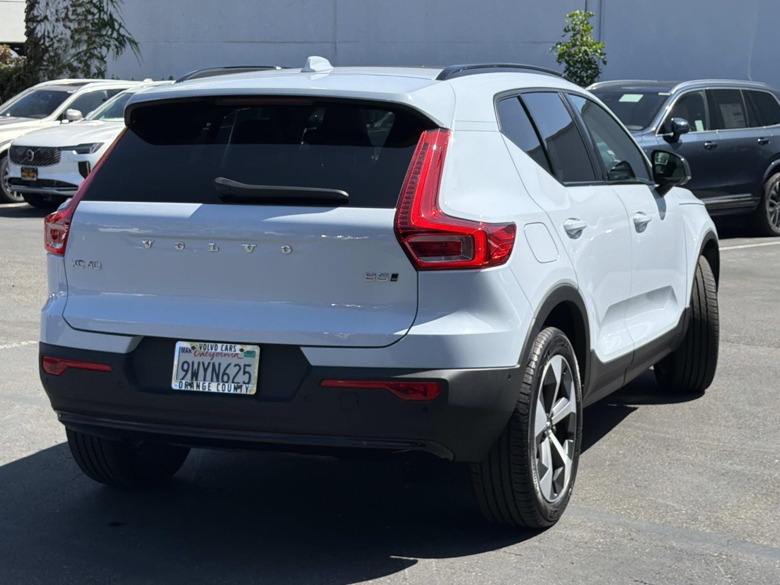 2026 Volvo XC40 Plus - Photo 5