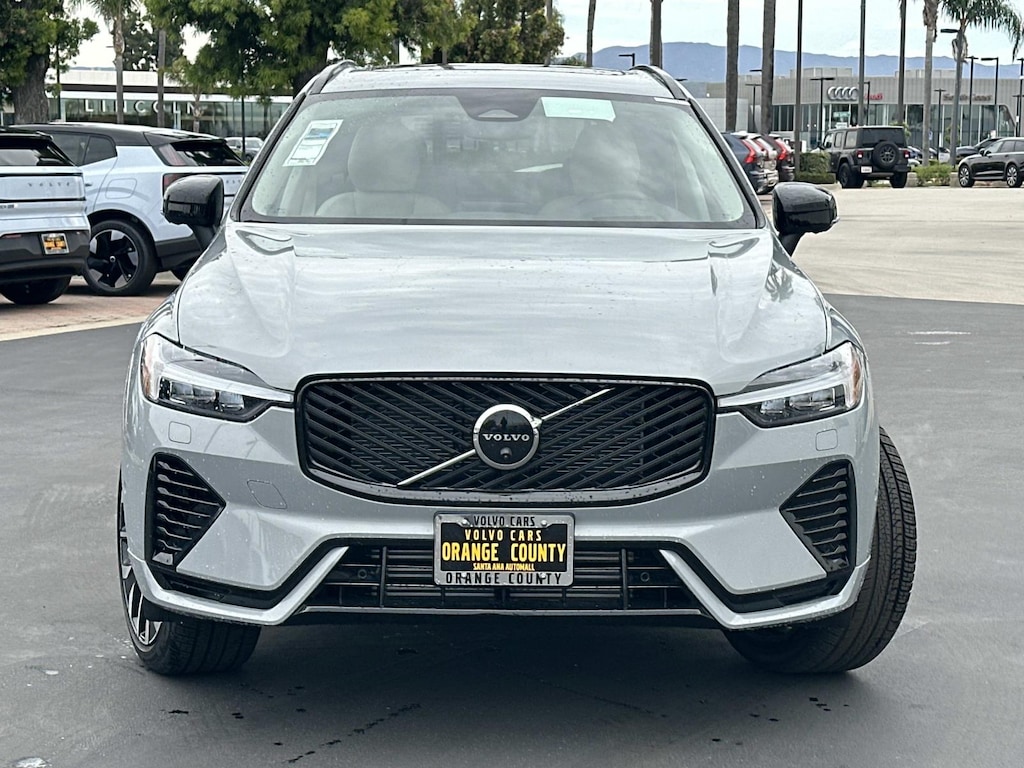 New 2026 Volvo XC60 plug-in hybrid T8 Ultra SUV