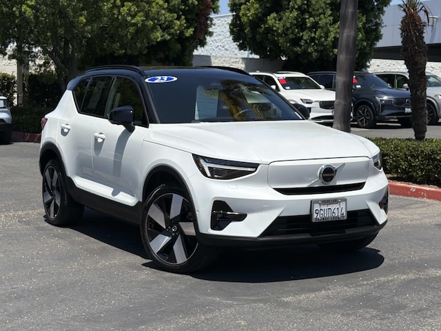 2023 Volvo XC40 Recharge Pure Electric Twin eAWD Ultimate Sport Utility