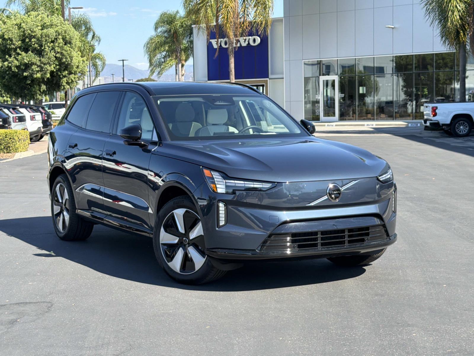 New 2026 Volvo EX90 Twin Motor Plus 6-Seater SUV