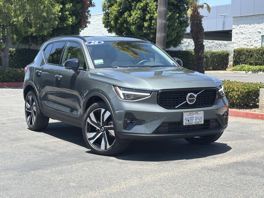 Used 2026 Volvo XC40 B5 AWD Ultra Sport Utility