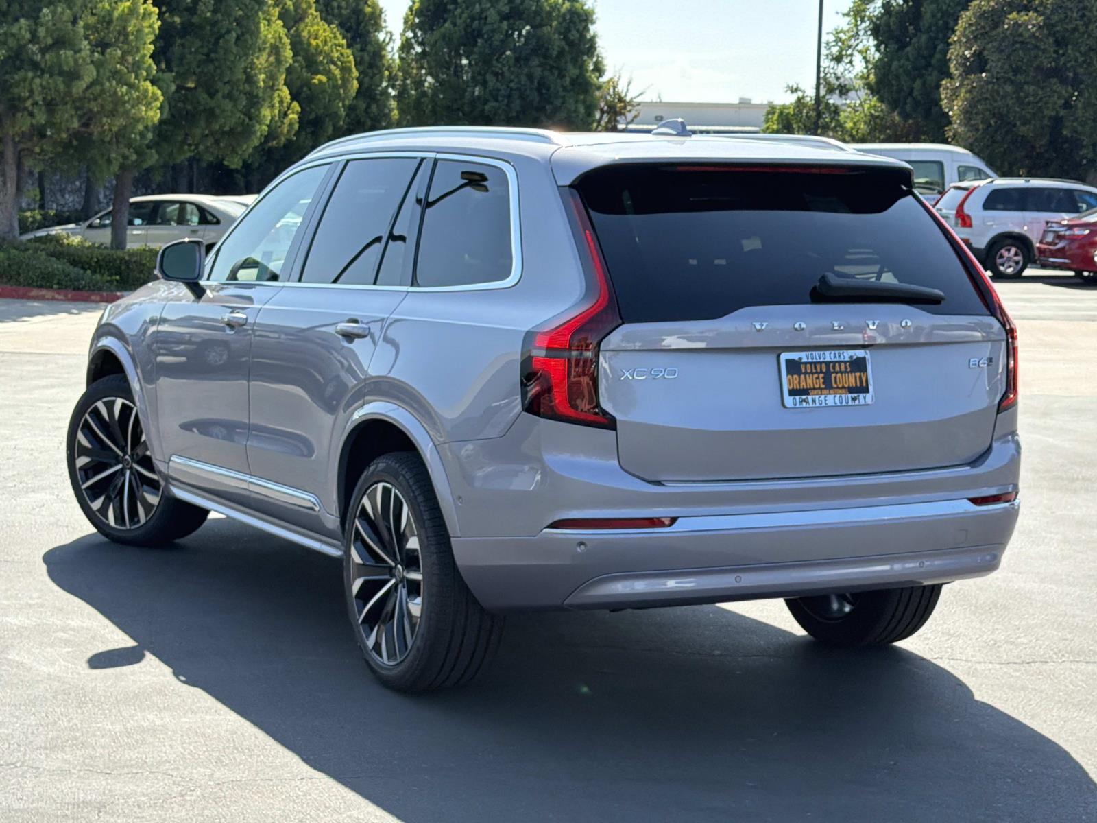New 2026 Volvo XC90 B6 Plus 7-Seater SUV