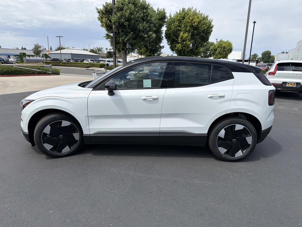 New 2026 Volvo EX30 Twin Motor Ultra SUV