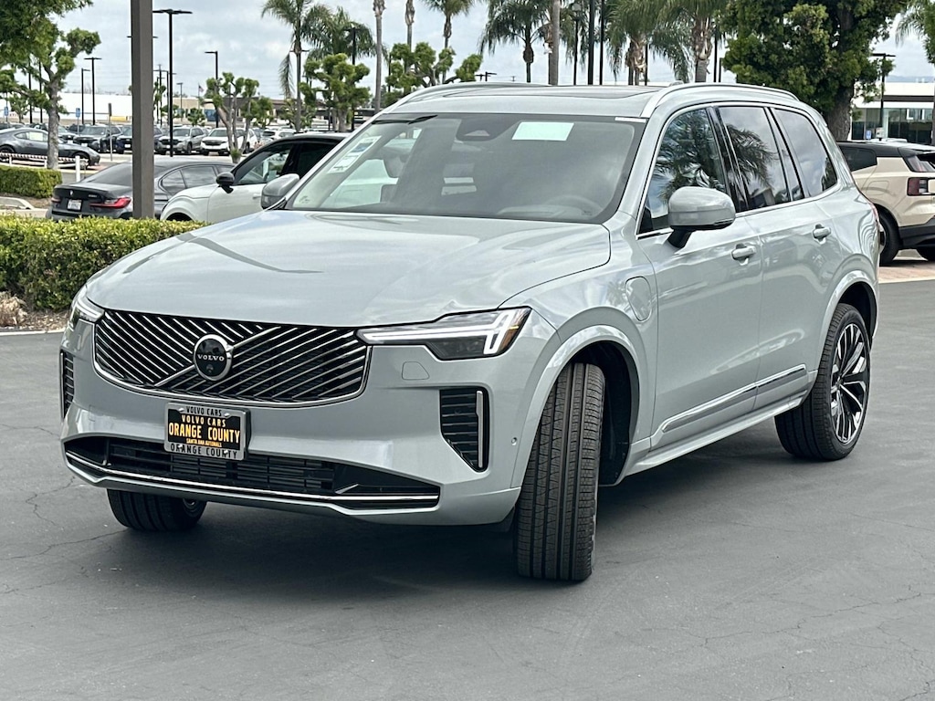 New 2026 Volvo XC90 plug-in hybrid T8 Ultra 7-Seater SUV