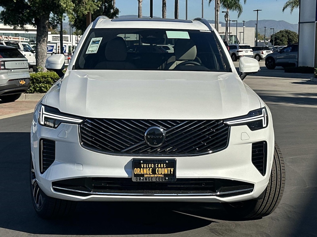 New 2026 Volvo XC90 B6 Plus 7-Seater SUV