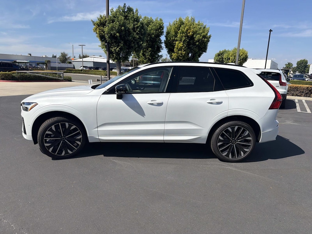 New 2026 Volvo XC60 B5 Ultra SUV